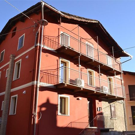 Ca Giuel Lägenhet Chiesa in Valmalenco Exteriör bild